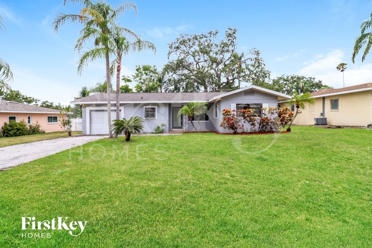 3342 Honeysuckle Rd - Photo 2 of 17