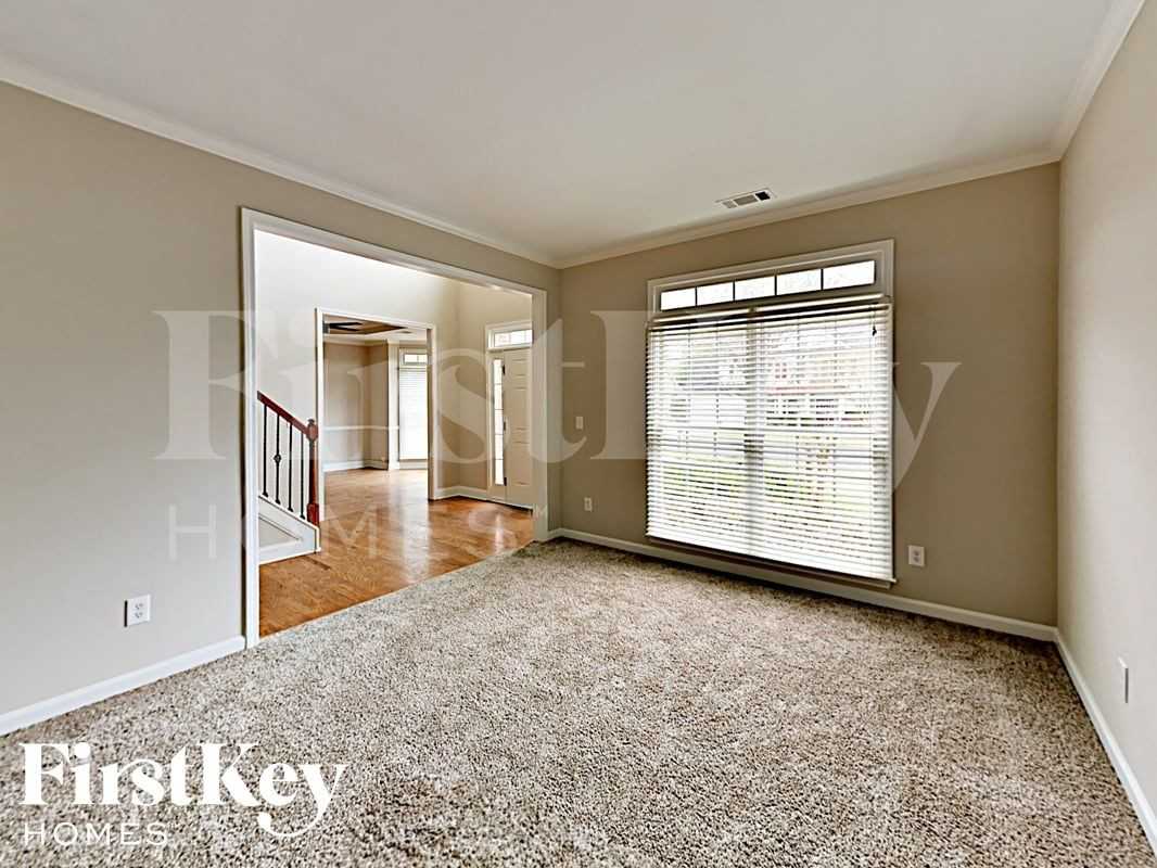28 Southshore Pass - Photo 6 of 17