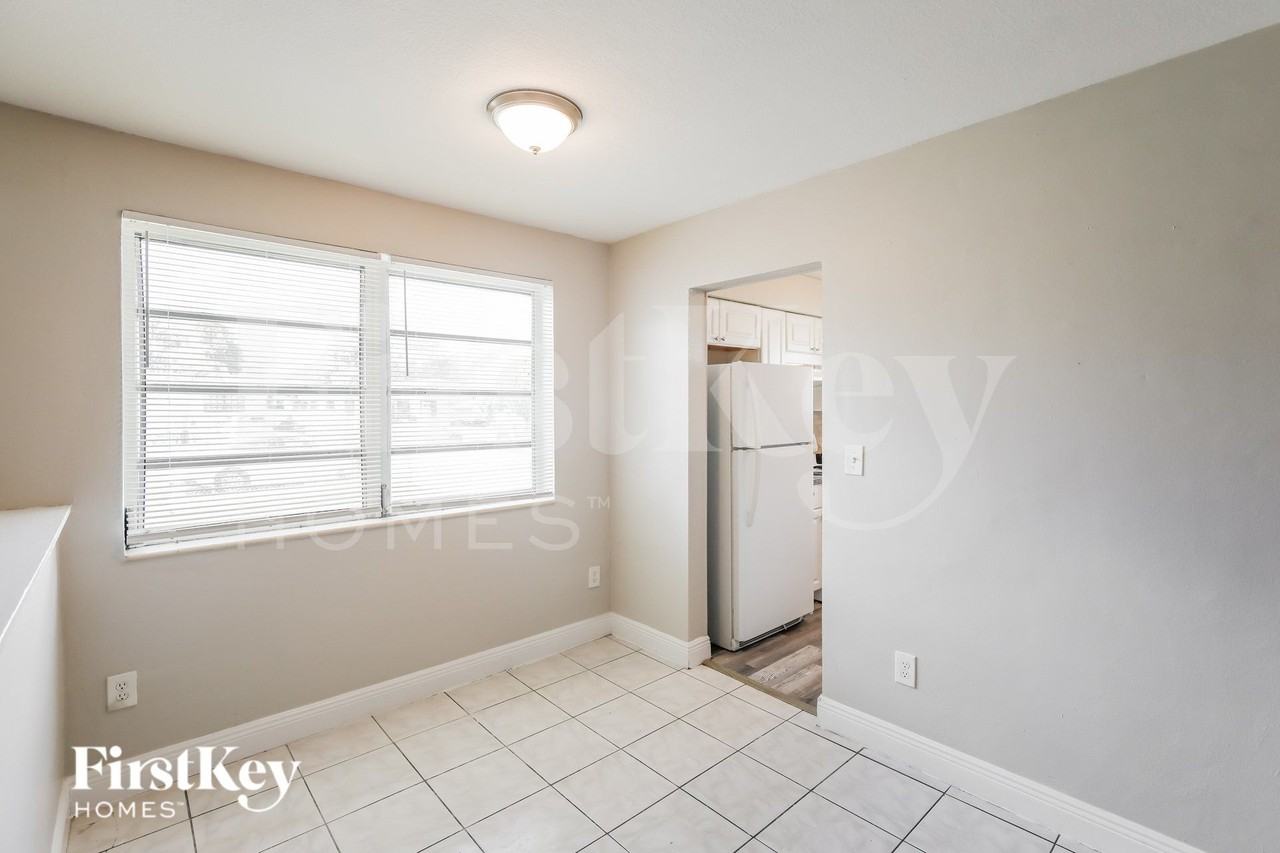 2261 Nw 172nd Ter - Photo 4 of 16