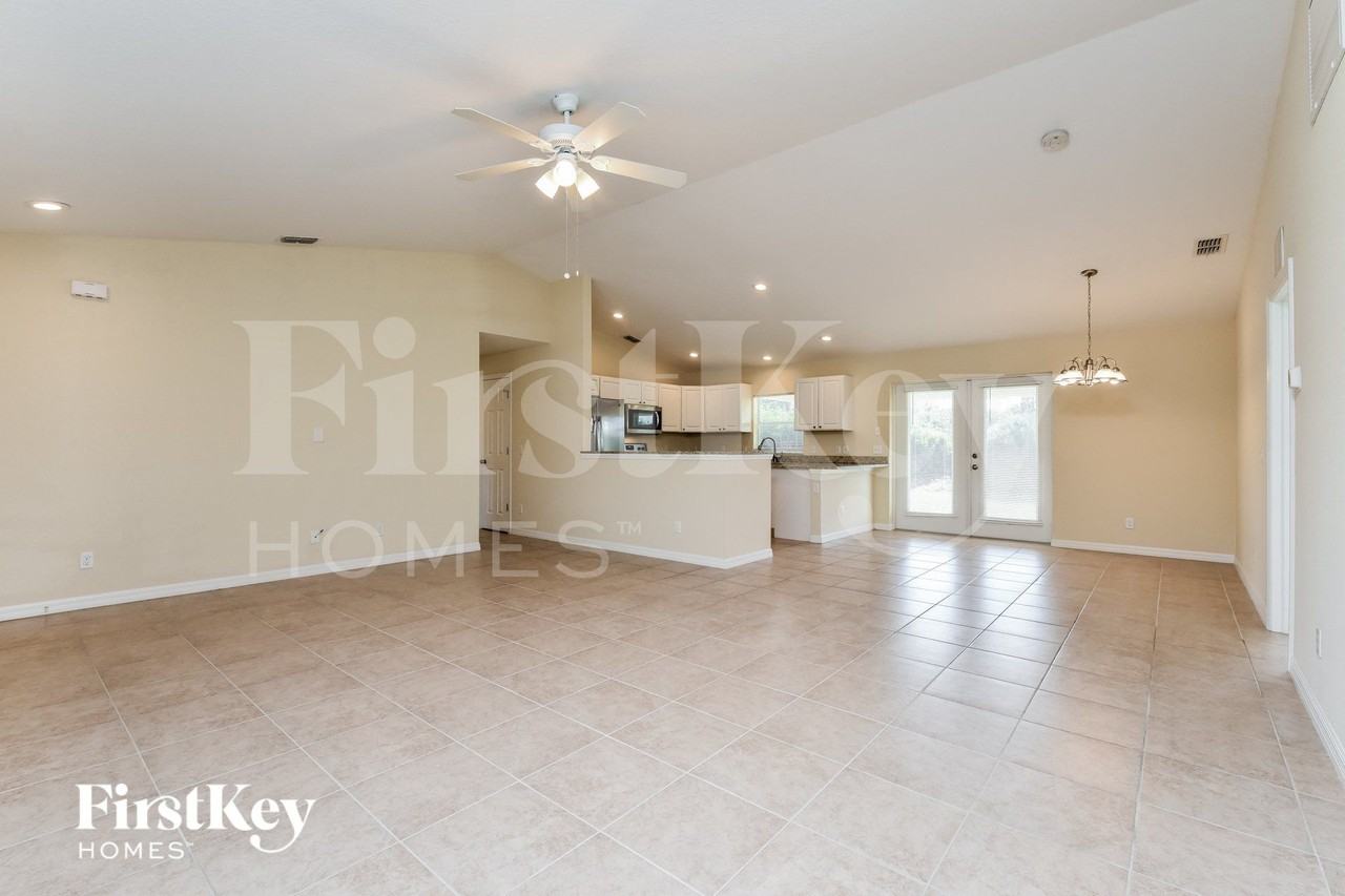 12201 Helios Ave - Photo 3 of 16