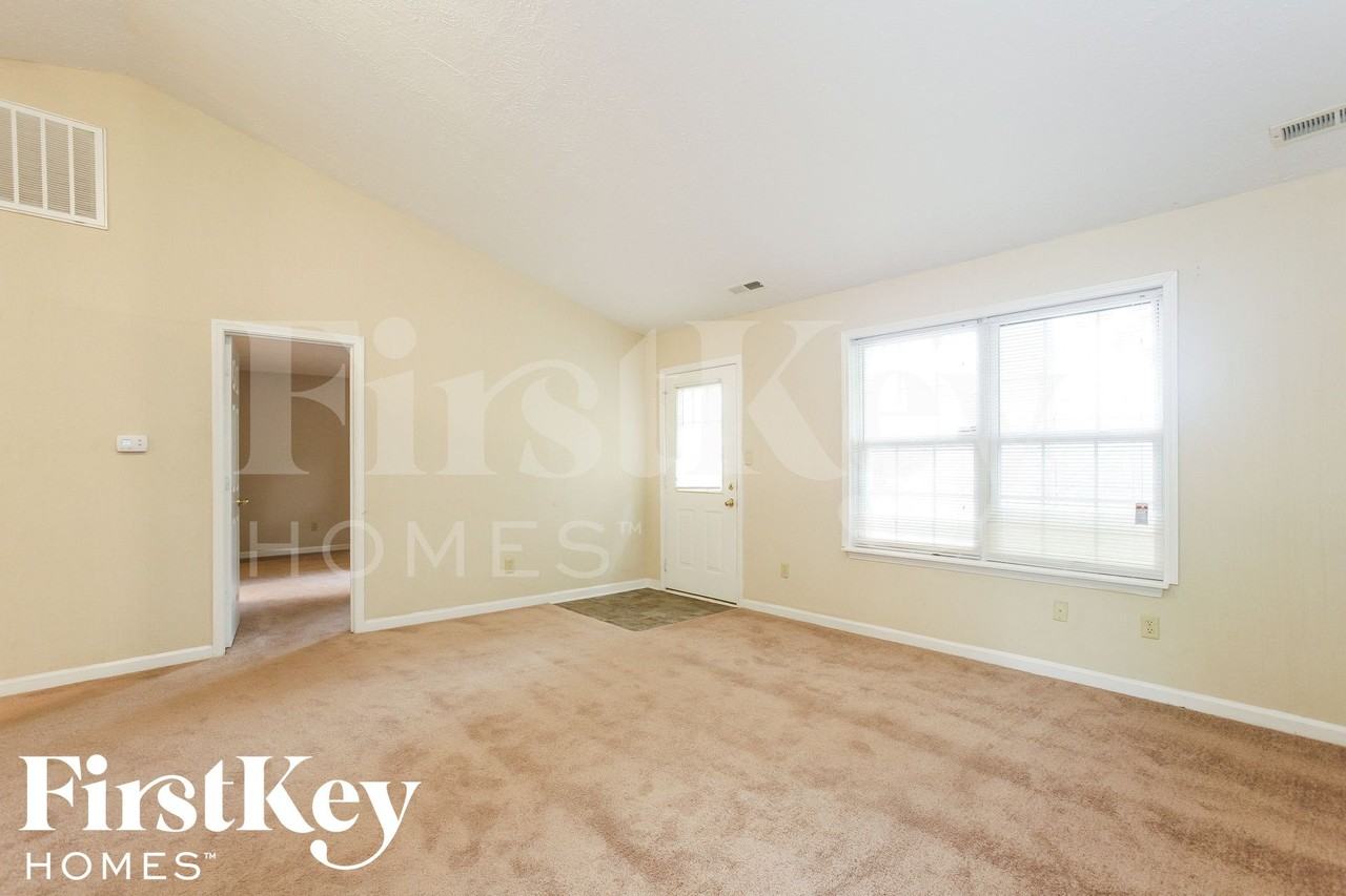 11356 Cherry Tree Way - Photo 3 of 15