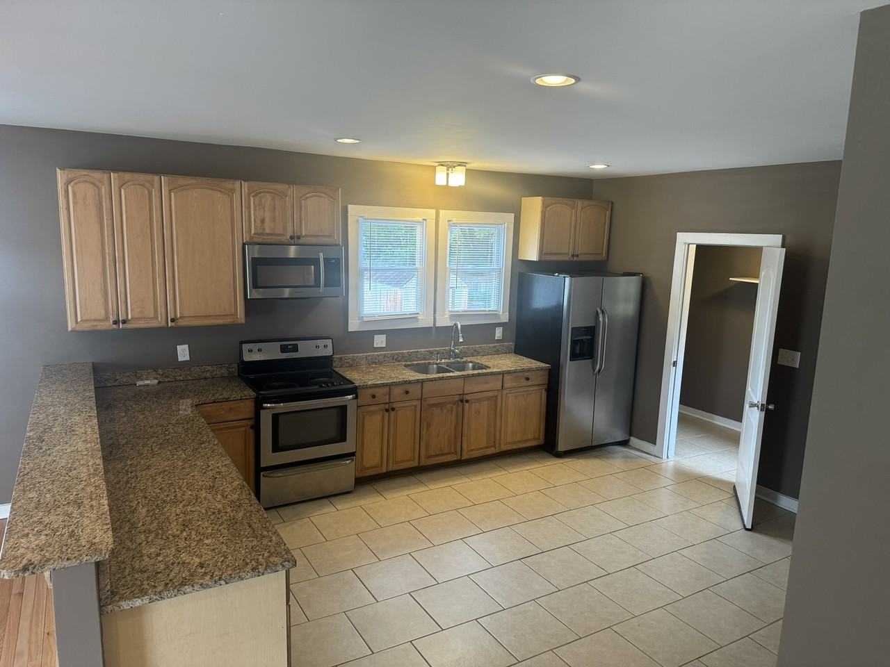 2700 Buchanan St #1 - Photo 7 of 34