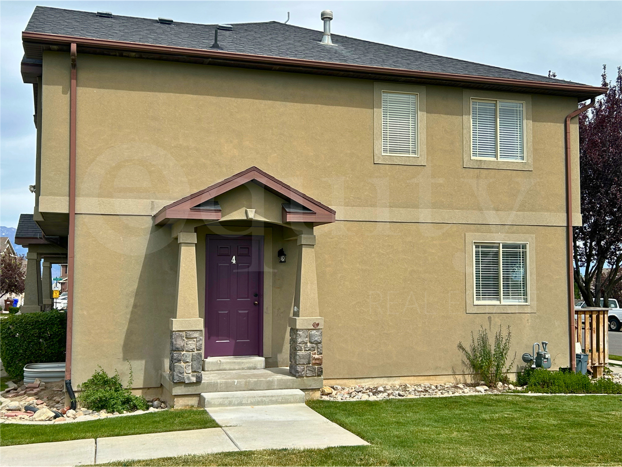8045 N Plum Creek Dr #1 - Photo 2 of 33