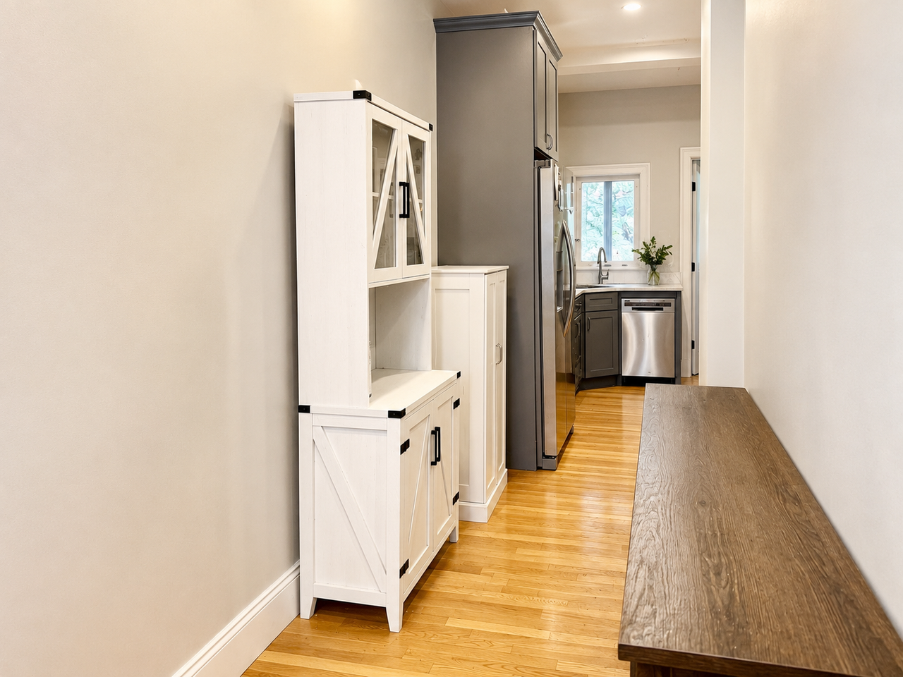 619 E 5th St #1 - Photo 7 of 50