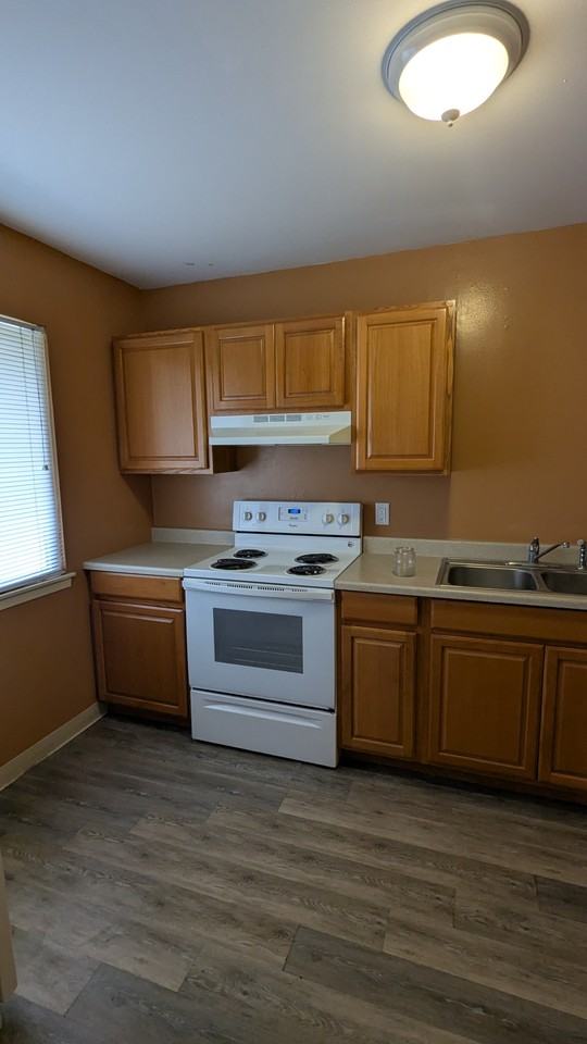 1323 Sherman Ave #2 - Photo 6 of 12
