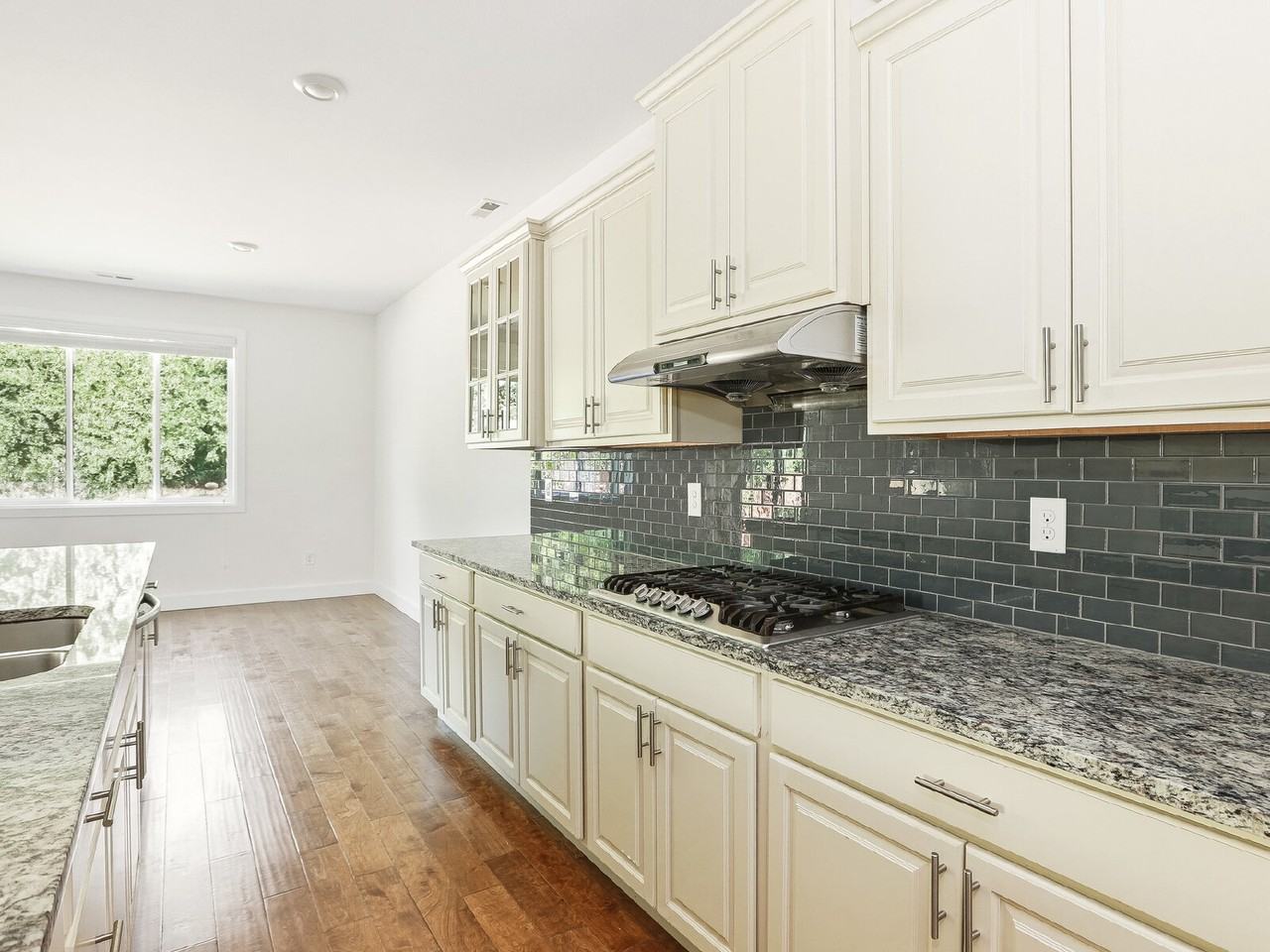 17903 33rd Ave Se - Photo 7 of 20