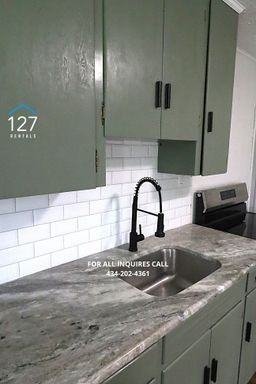 3535 Powhatan St - Photo 3 of 9