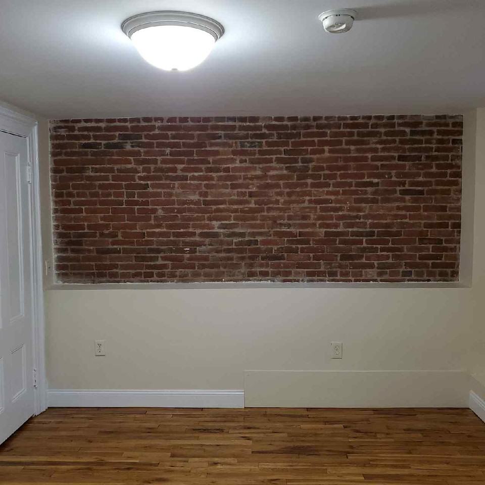 1473 Beacon St #A - Photo 7 of 15