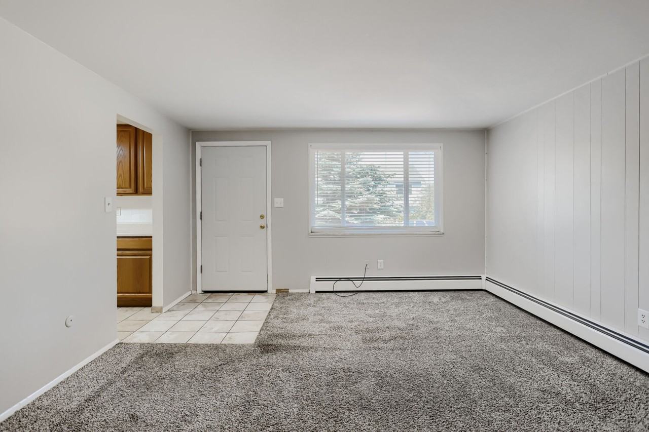 512 Maple St #512 - Photo 5 of 18
