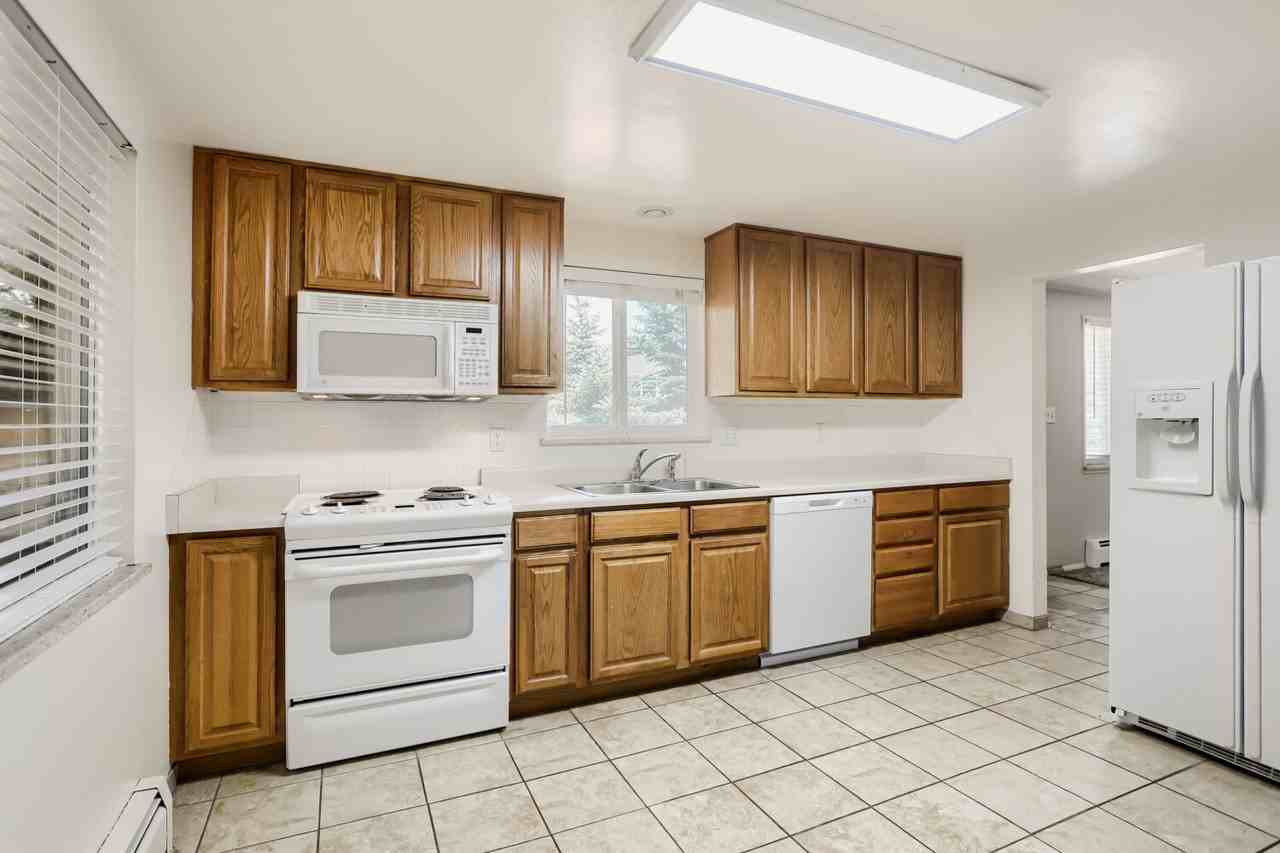 512 Maple St #512 - Photo 6 of 18