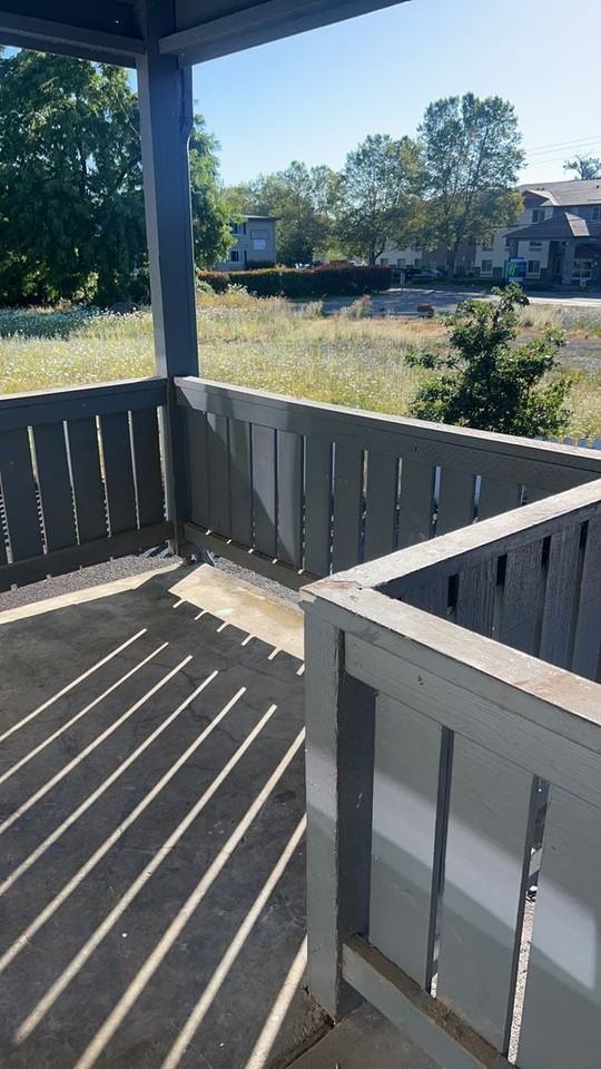 755 Nw 3rd St #24 - Photo 5 of 12