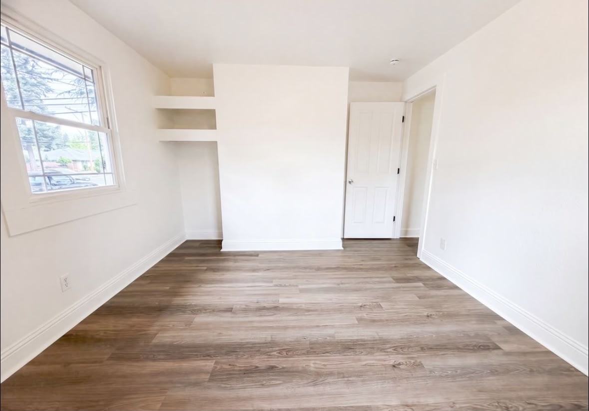11650 Northeast Glisan Street - Photo 2 of 5