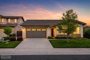 featured image of 8600 Arcos Way #1