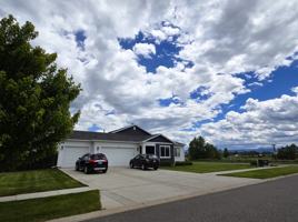 featured image of 98 Caitlin Rd #HOME