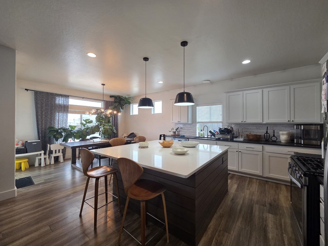98 Caitlin Rd #HOME - Photo 3 of 42