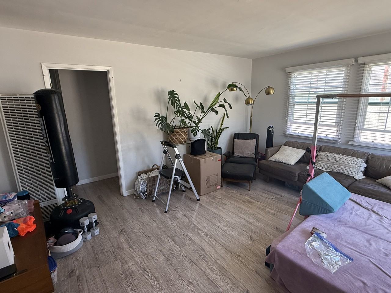 1537 E Palm Ave - Photo 4 of 9