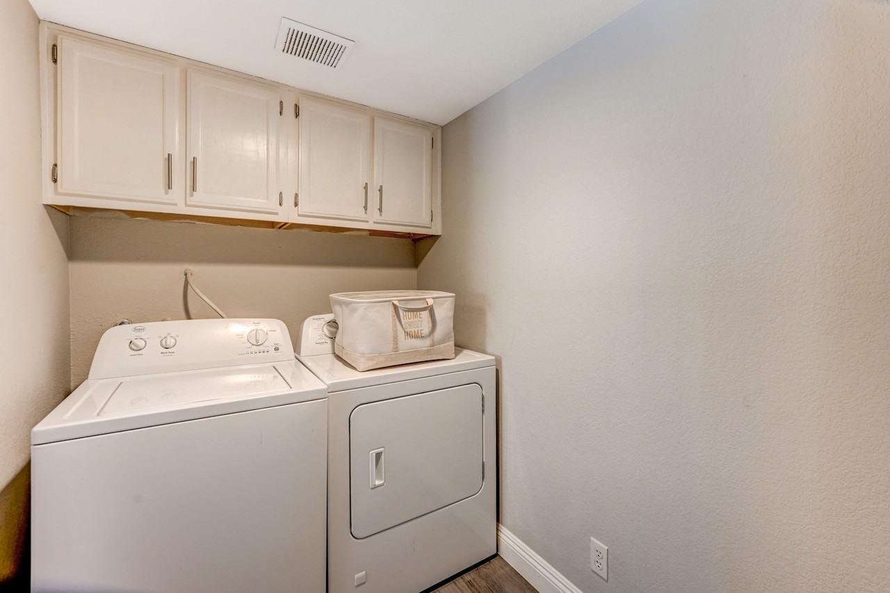 2808 Crystal Lantern Dr #TH - Photo 2 of 14