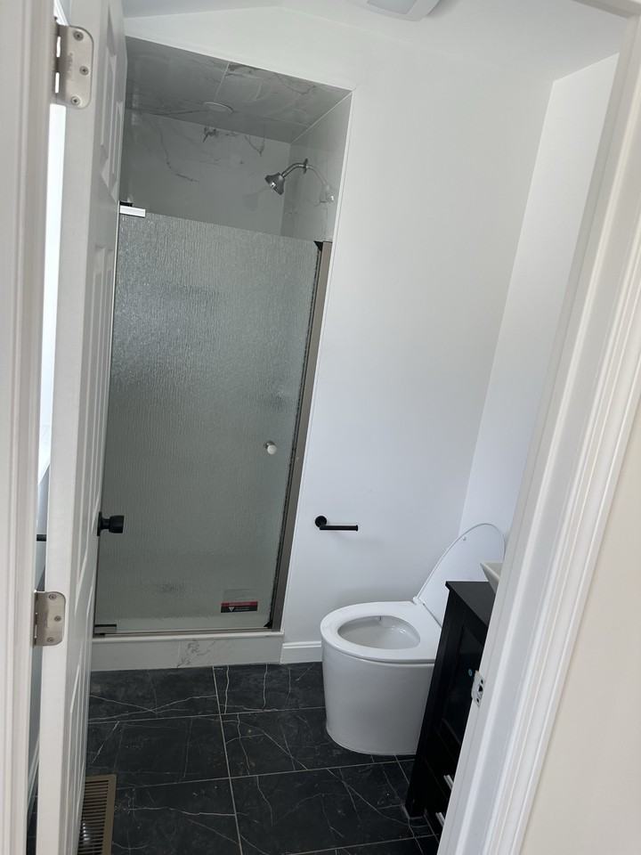 19 Leslie Rd - Photo 7 of 14