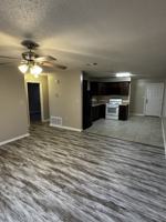 featured image of 712 Lloyd St #C