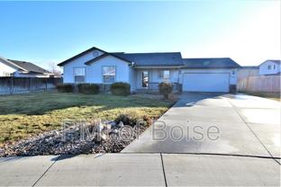716 Kimberly Ct - Photo 1 of 1