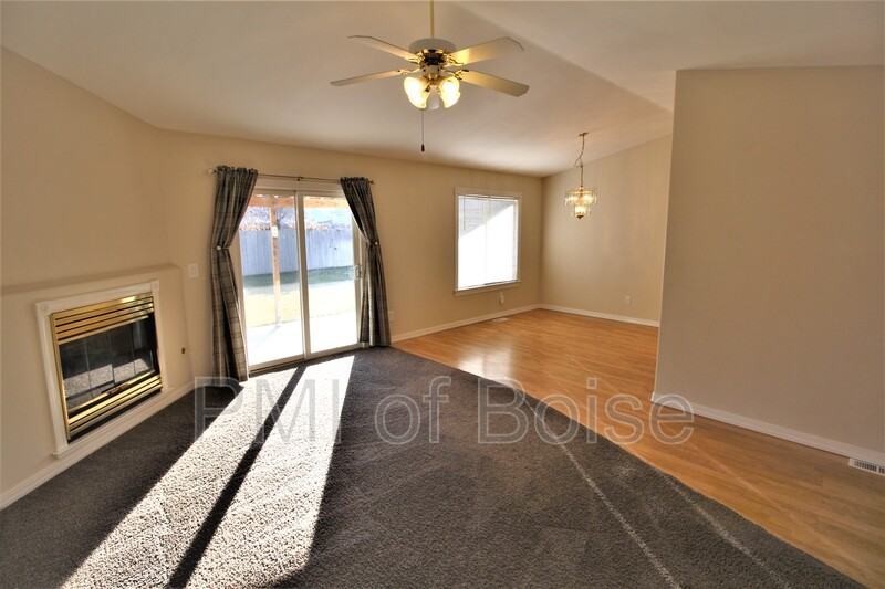 716 Kimberly Ct - Photo 7 of 24