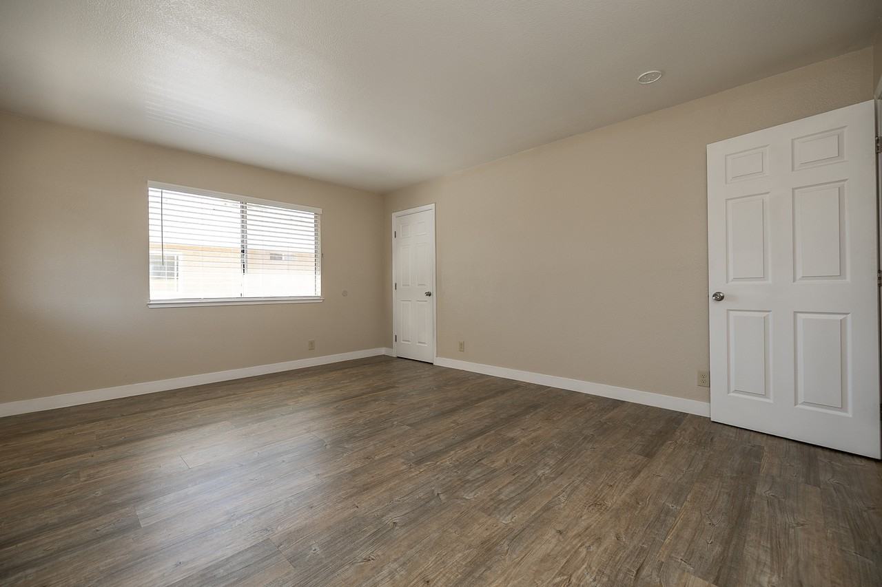 144 W Main Ave #1 - Photo 7 of 9