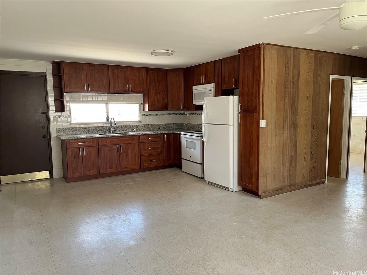 3458 Maunaloa Ave #A - Photo 2 of 8