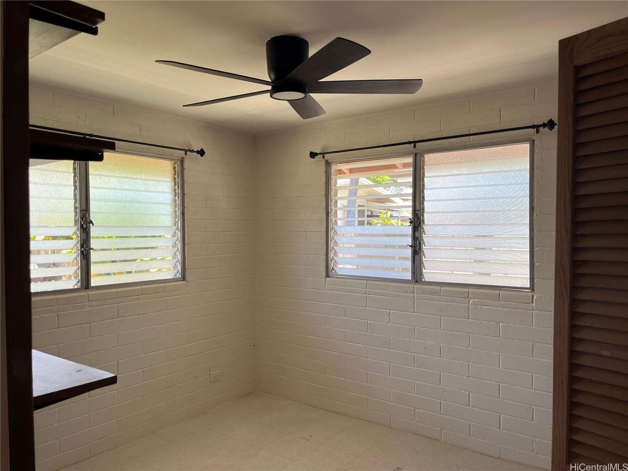 3458 Maunaloa Ave #A - Photo 5 of 8