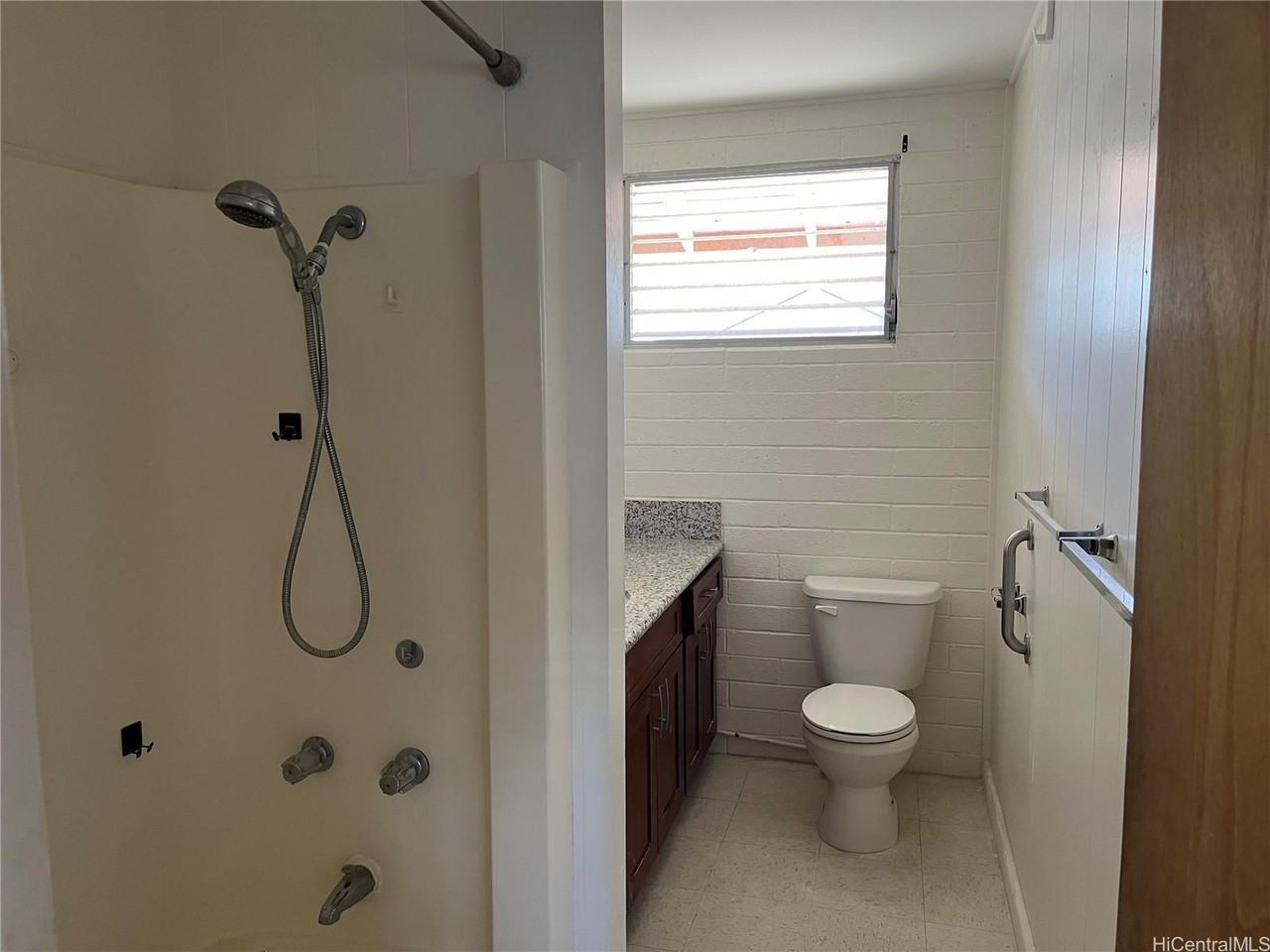 3458 Maunaloa Ave #A - Photo 6 of 8
