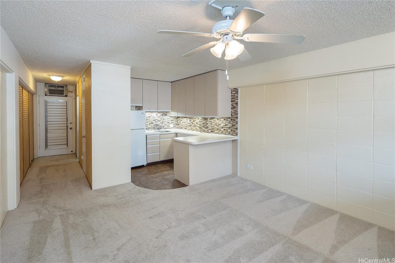 1630 Makiki St #C203 - Photo 4 of 11