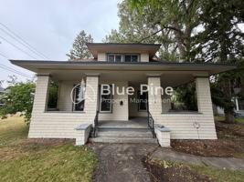 featured image of 284 S Ridge Ave