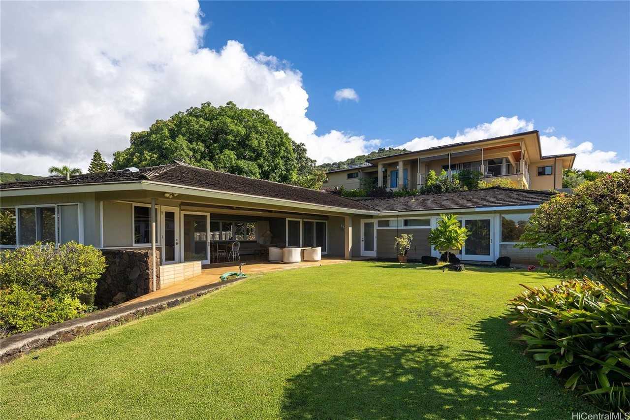 1944 Ualakaa St #C - Photo 7 of 21