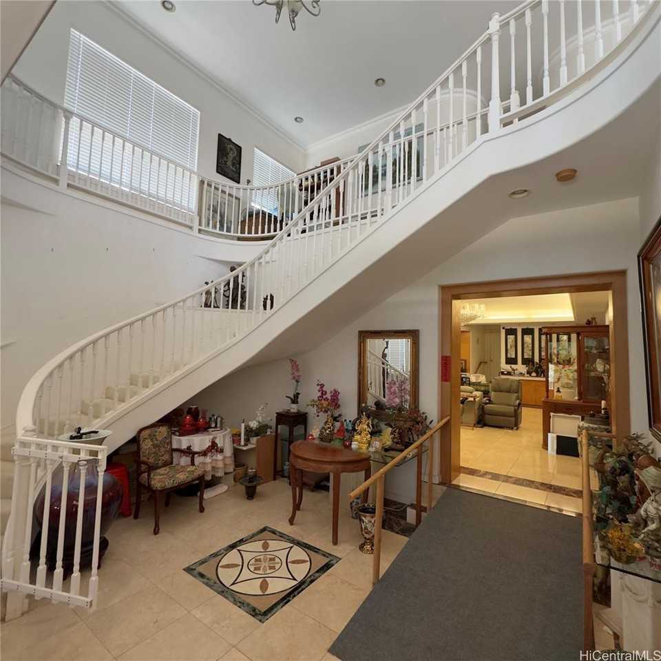 3556 Alohea Ave - Photo 3 of 6