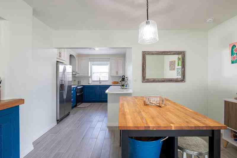 1116 Berwyn Rd - Photo 7 of 25