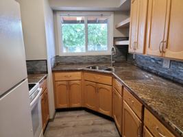 featured image of 201 Thelander Ln #5