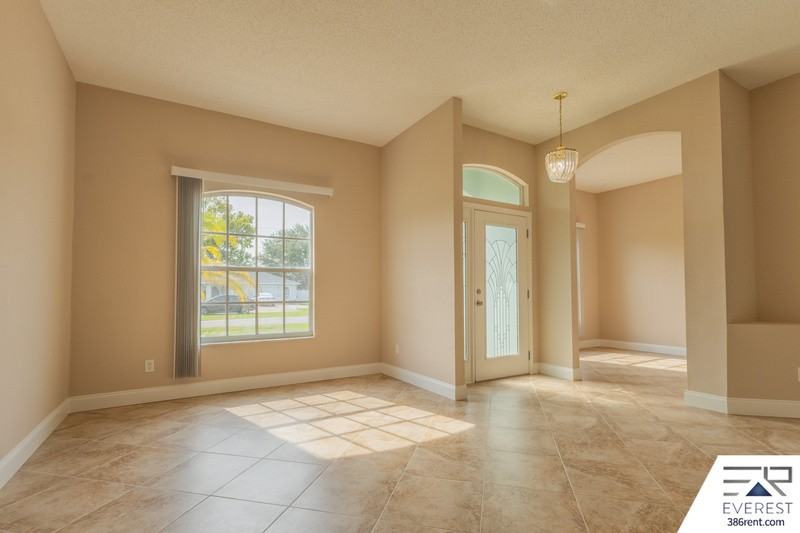 14 Lysander Ln - Photo 7 of 39