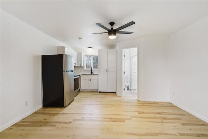 1118 Ebert Ave #C - Photo 4 of 36