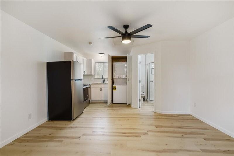 1118 Ebert Ave #C - Photo 5 of 36