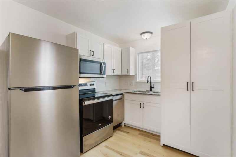 1118 Ebert Ave #C - Photo 7 of 36