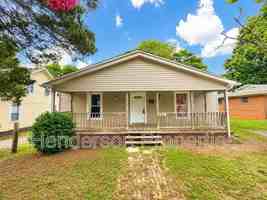 featured image of 1022 5th St
