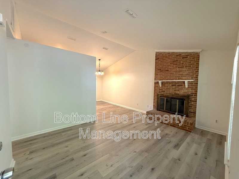 5522 Great Wagon Rd - Photo 2 of 13