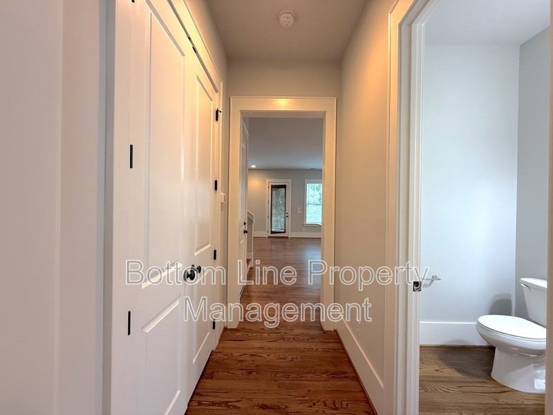 5218 Kelly St - Photo 5 of 30