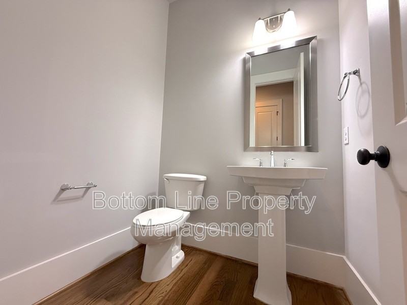 5218 Kelly St - Photo 6 of 30