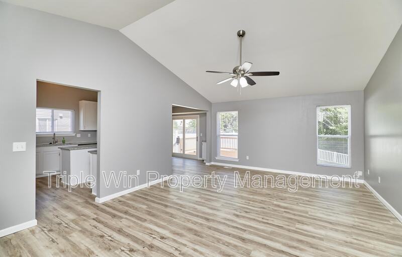 4927 Triple Tree Ct - Photo 5 of 50
