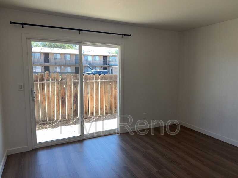 690 Field St #4 - Photo 6 of 12
