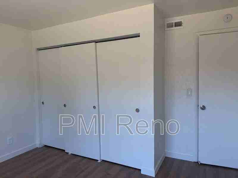 690 Field St #4 - Photo 7 of 12