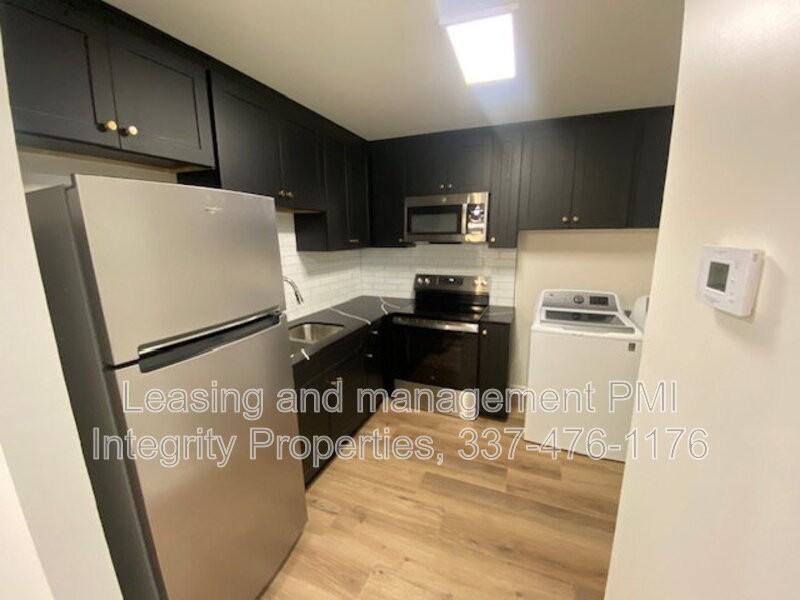 105 Meaux Blvd #1 - Photo 5 of 11