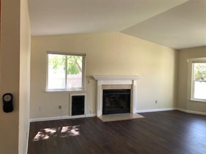 101 Woodlake Ct #1 - Photo 3 of 20