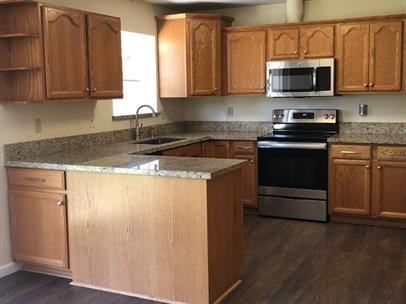 101 Woodlake Ct #1 - Photo 6 of 20