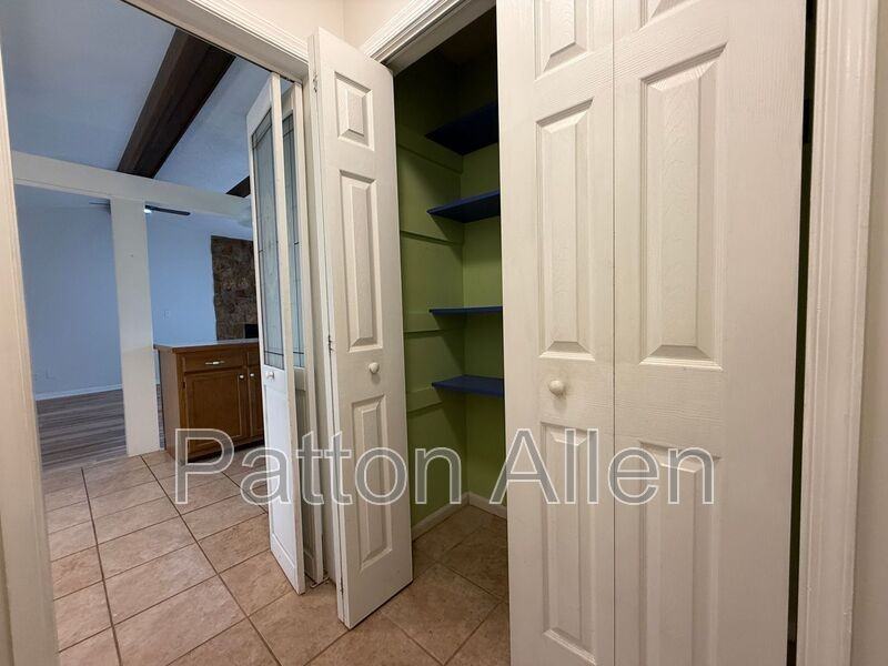 105 Scottlynn Ct - Photo 7 of 27